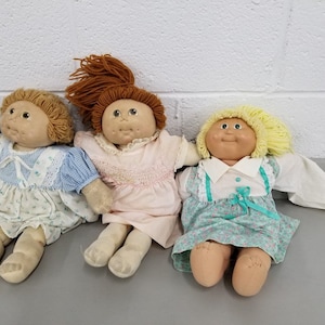 Vintage Cabbage Patch Kids or other Baby Dolls
