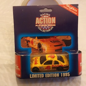 1995 Nasscar Winston Cup Series Sterlin Marlin No. 4 Kodak Stock Car & Sammelkarte
