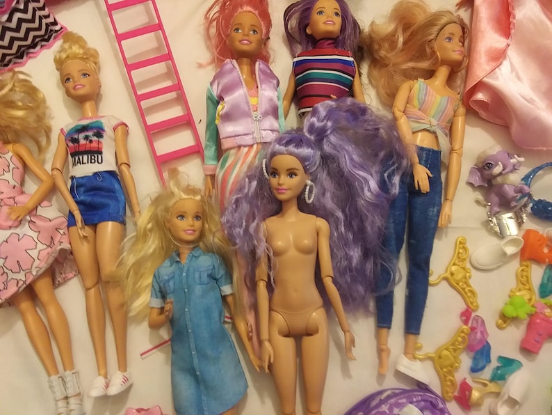Barbie & Disney Princess Dolls - Ariel, Beast, Horse, Furniture, Wardrobe Closet, Barn image 4