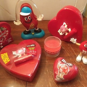 7 Color M&M&#39;s Candy Valentine&#39;s Day Characters, Containers, Collectibles+