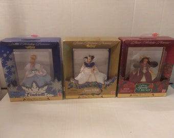 3 Jingling Walt Disney Petite Holiday Princess Dolls, MIP