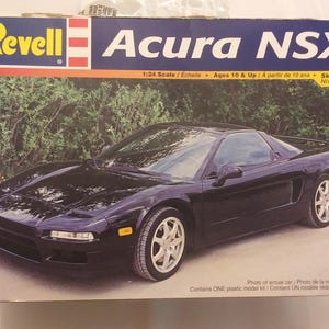 Revell 1999 Honda Acura NSX 1:24 Scale Plastic Model Kit - Complete