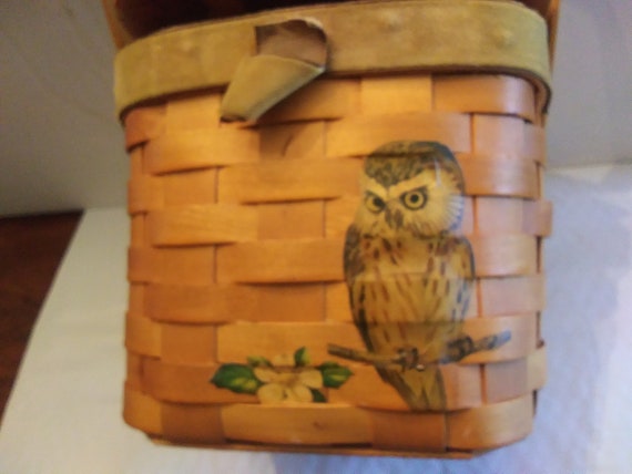 1940 年代のヴィンテージ 裁縫用カゴ バスケット フクロウの装飾付き