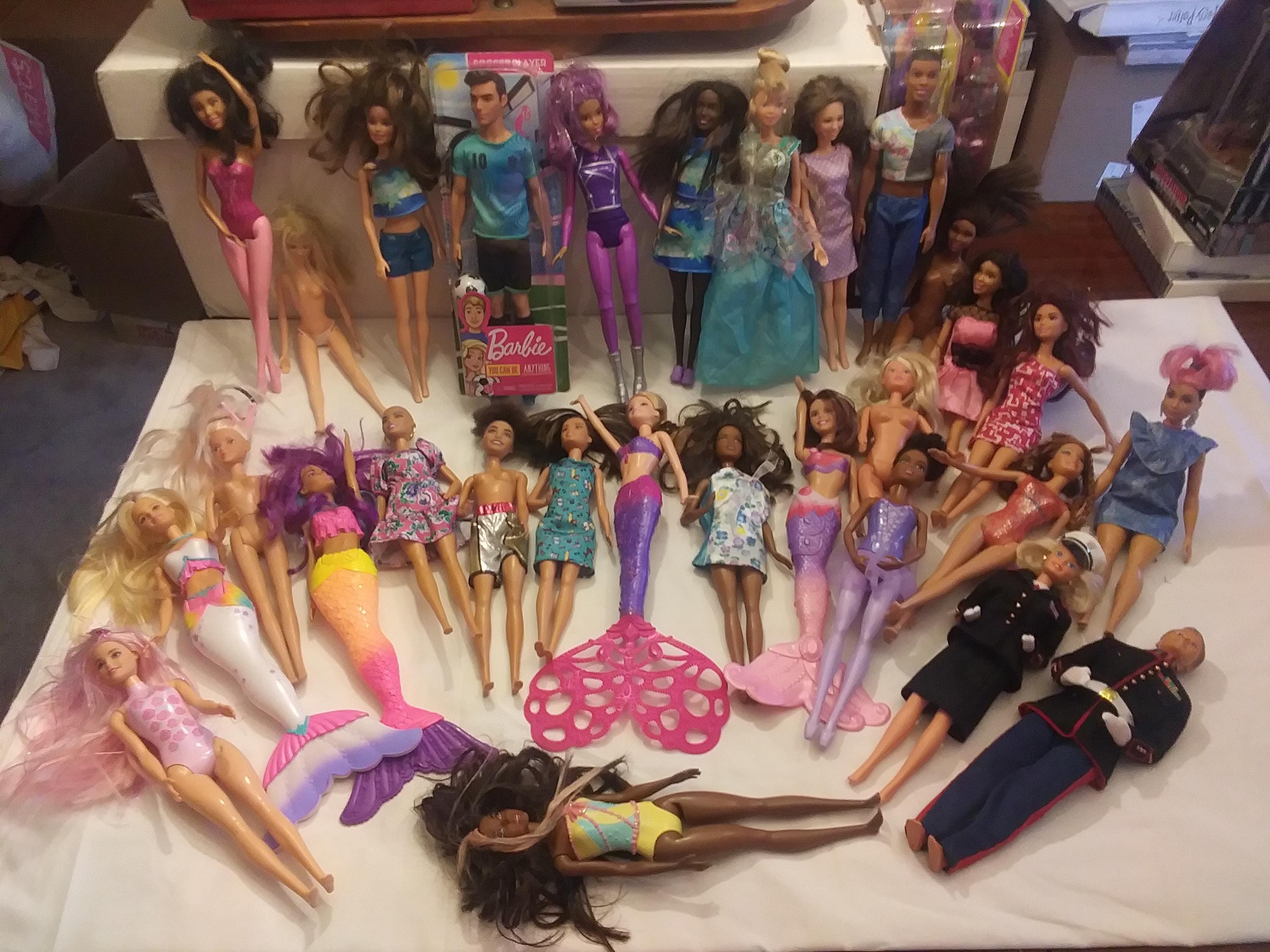 28+ Mattel Barbie & Other Fashion Dolls, Simba, Military, Hannah Montana, Ken Soccer Player, more+