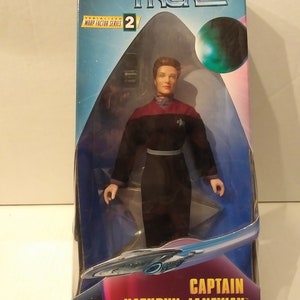 Star Trek Warp Factor Series Captain Kathryn Janeway Figure W
