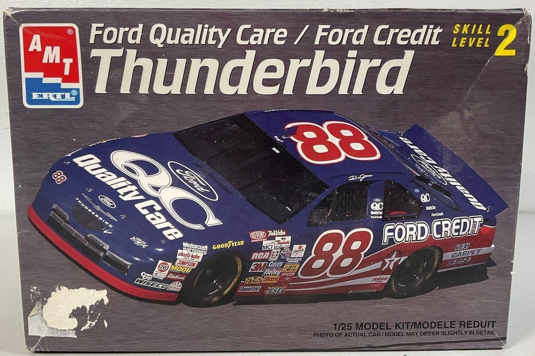 Ford NASCAR ミニカー 25番 Marines 魅力的な Ford NASCAR Marines 25番 ミニカー ミニカー - ミニカー