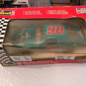 1993 Helig-Meyers Nr. 90 Bobby Hillin, Jr. Nassar-Druckguss-Auto, MIB
