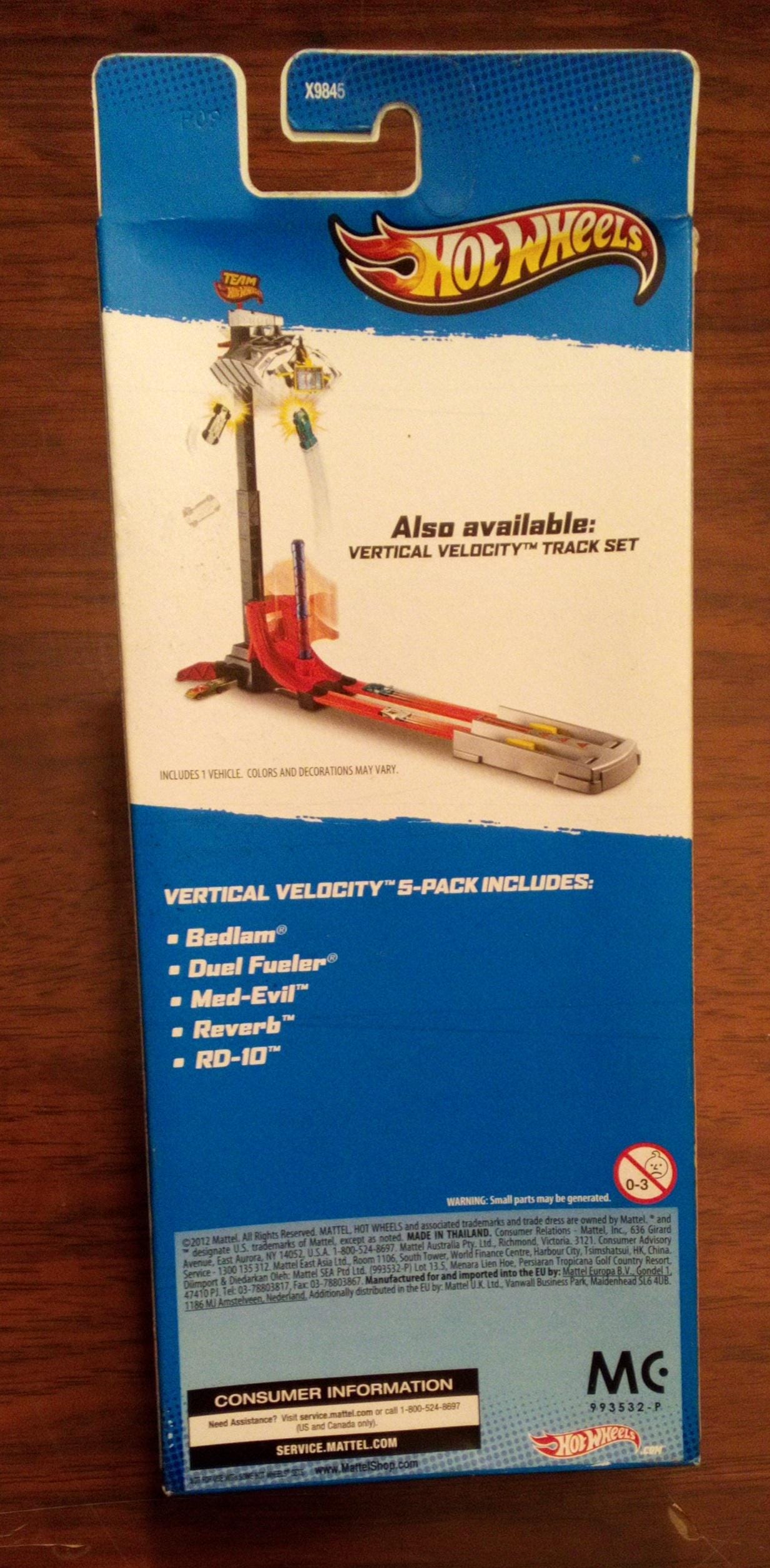 Hot Wheels 5 Pack - Vertical Velocity Track Collector's Set, IOP