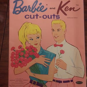 Lalki Barbie i Ken z lat 60. XX wieku w oryginalnym pudełku - kompletne