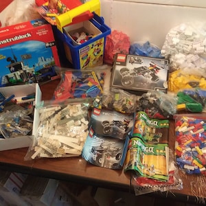 15 lbs+ LEGO & Other Building Bricks, Mini Figures, Sets, Manuals, etc.