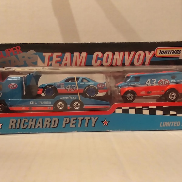 1990s NASCAR Matchbox Super Stars Richard Petty Team Convoy Die-cast, 1:87 Scale, MIP