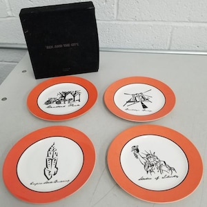 Complete set of 4 Sex And The City collector plates from HBO, 8&quot; diameter