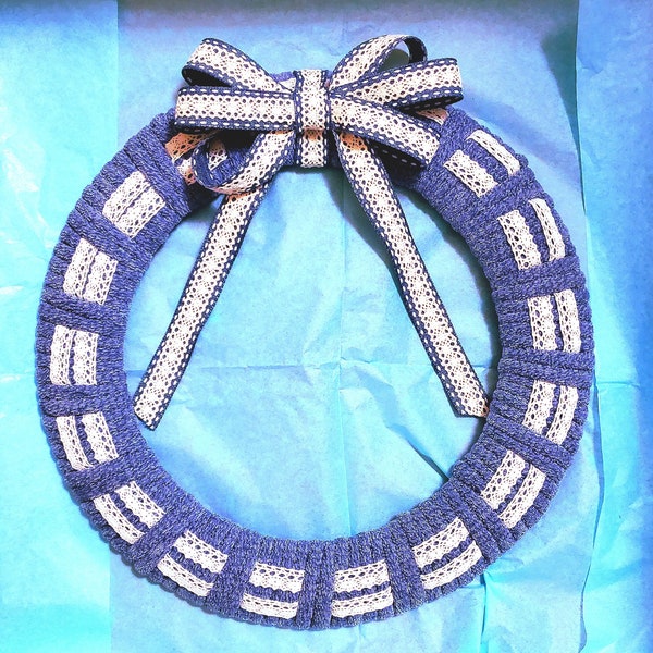 Yarn Wreath, Chunky Yarn Wreath