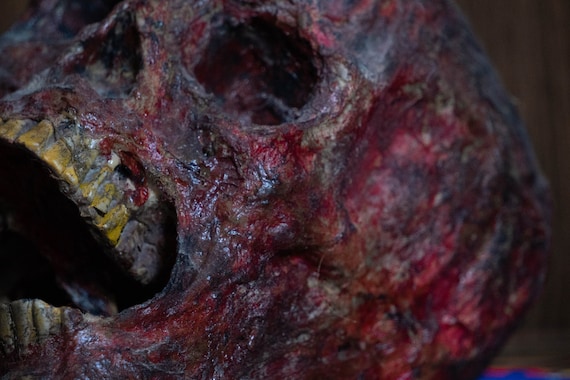 AOFOX Mezzo Corpo Sanguinante Di Halloween, Busto Di Cadavere Appeso A Metà Corpo In Pelle Di Lattice Da 94 Cm In Una Borsa Per La Casa Stregata Festa Di Halloween Decorazione Interna