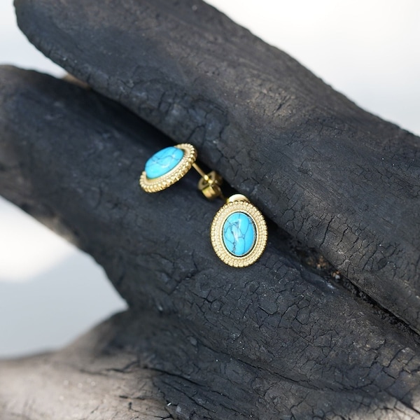 Jewelry set, gold stud earrings and necklace with turquoise pendant, turquoise earrings made of 18k gold-plated stainless steel, stainless steel jewelry