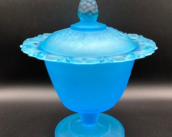 Vintage matte blue Indiana Glass candy dish with lid and foot, reticulated rim, 1940s US. *chip