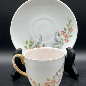 Hutschenreuther Demi-tasse Tasse & Untertasse aus Porzellan, handbemalt mit floral swag. VTG Bayern