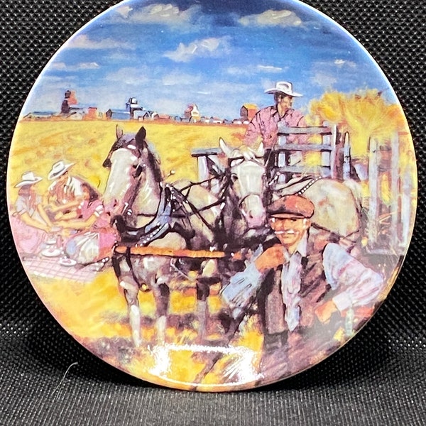 Avon 1987 “Prairie Gold,” 4” decorative plate from Canadian Portraits Collection-preloved