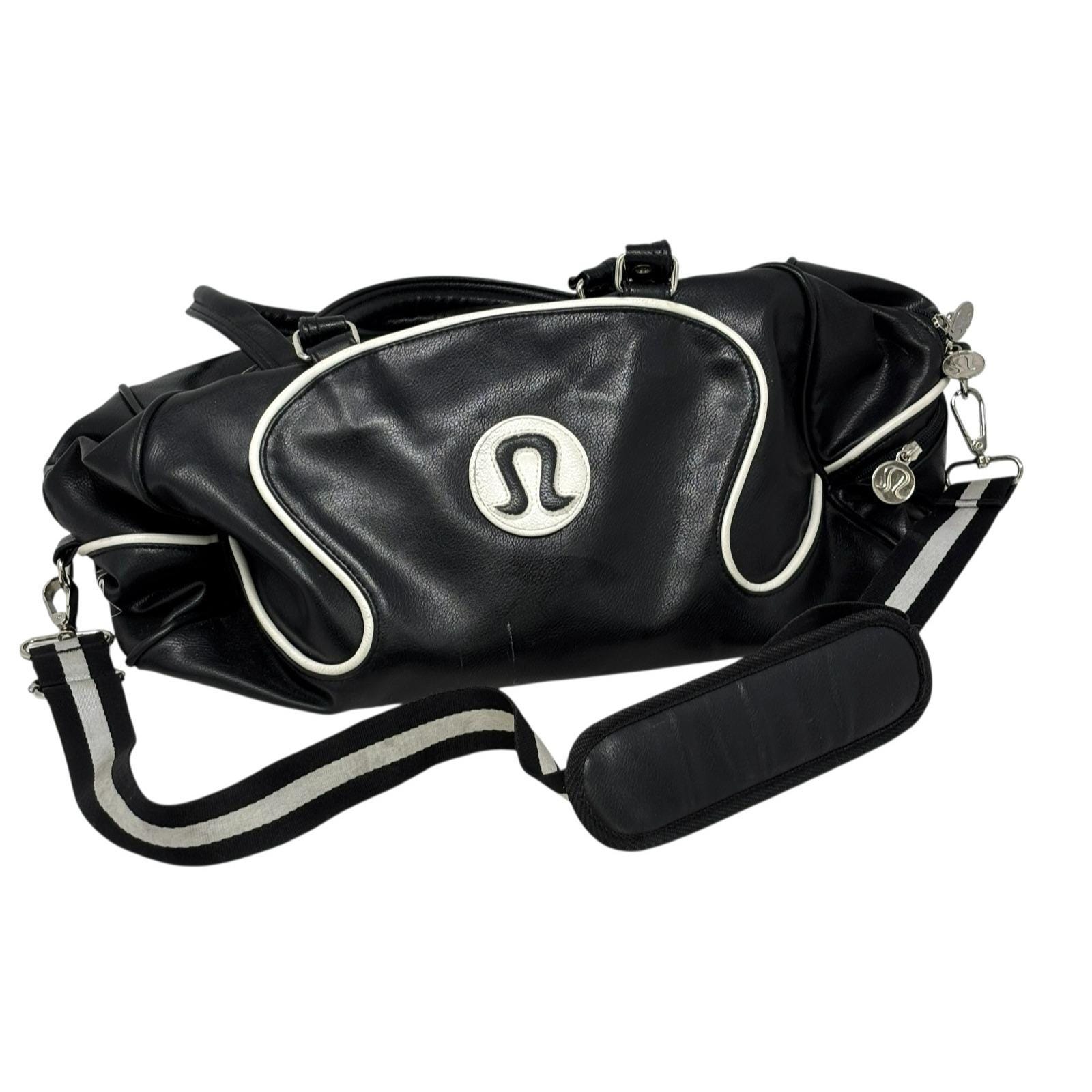 lululemon large gym bag Duffle – The Shop at Equinox The removable shoulder strap also doubles as a yoga mat carrier and stretching strap. Duffle Bags | lululemon