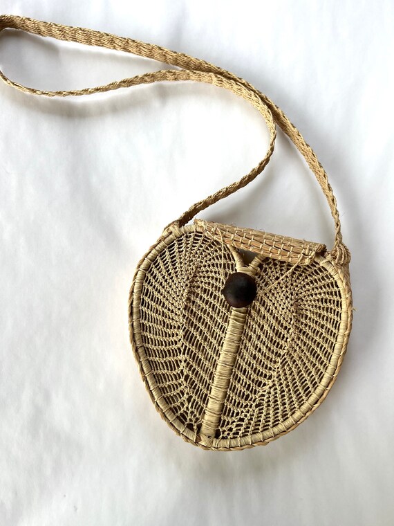 Handmade Woven Heart Shaped Bag, Unique Summer Sh… - image 3