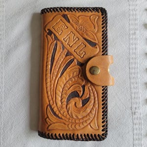 Cartera grande vintage de cuero repujado hecha a mano con monedero con cierre de boquilla