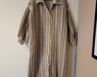 Chaqueta vintage tejida a mano de lana con mangas abullonadas, color neutro, talla grande