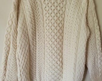 Vintage Aran Irish Wool Chunky Knit  Fisherman Cableknit Sweater Size Medium