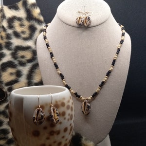 Leopard Print Kauri Muschel Halskette Set