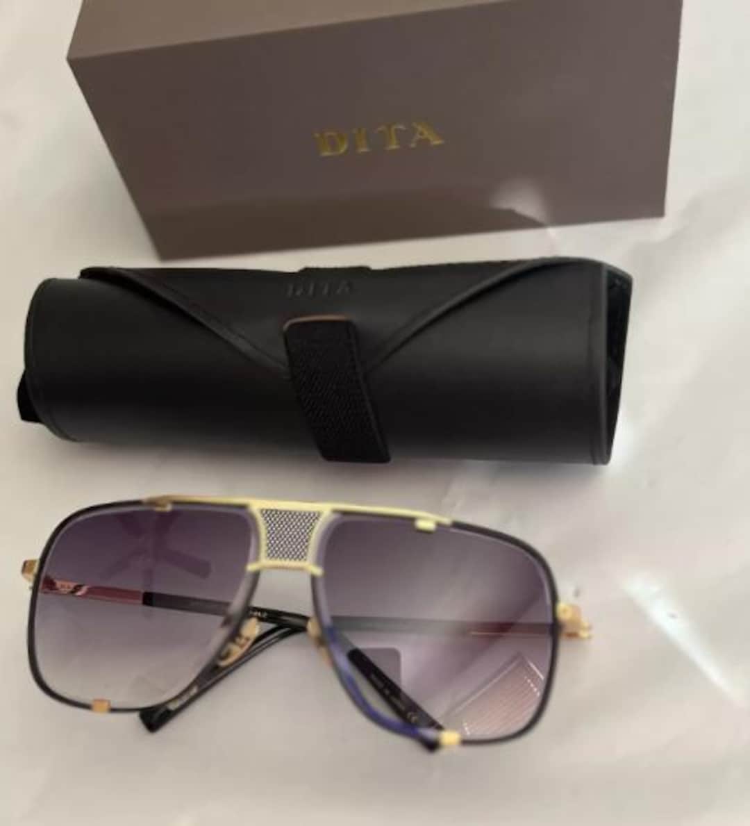 Occhiali da sole Ray Ban RB3774D Polished Gold Dark Grey - Estate 2025