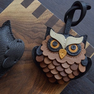 OWL leather key chain with lobster clasps | Leather key holder | Handbag charm & keychain | Gift for her/him | Handmade