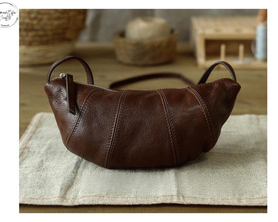 Handmade Croissant Leather Shoulder Bag, Top-quality Cowhide