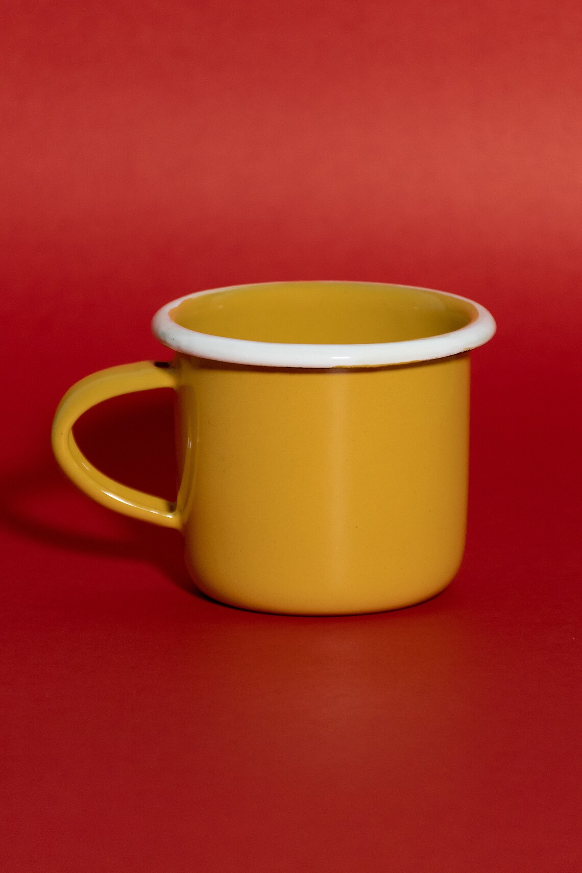 Handmade Colombian Gold & White Medium-Sized Coffee Cup from image 1