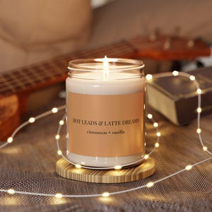 Soy Scented Candle, gift for her, Cinnamon Vanilla | Cozy Home Decor, Aromatherapy Gift, Warm Holiday Vibes, Relaxation Candle