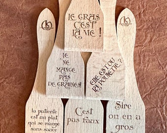 Spatule à raclette fromage en bois personnalisable theme Kaamelott