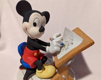 Mickey Mouse Sketch Artist Figurine