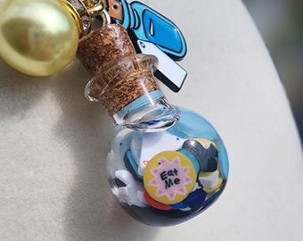 Wonderland potion necklace