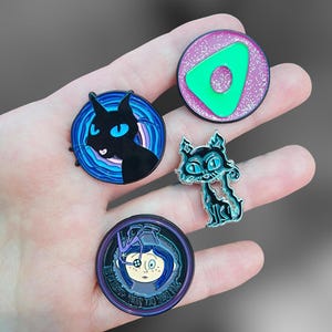 Coraline pin embellishments bild 3