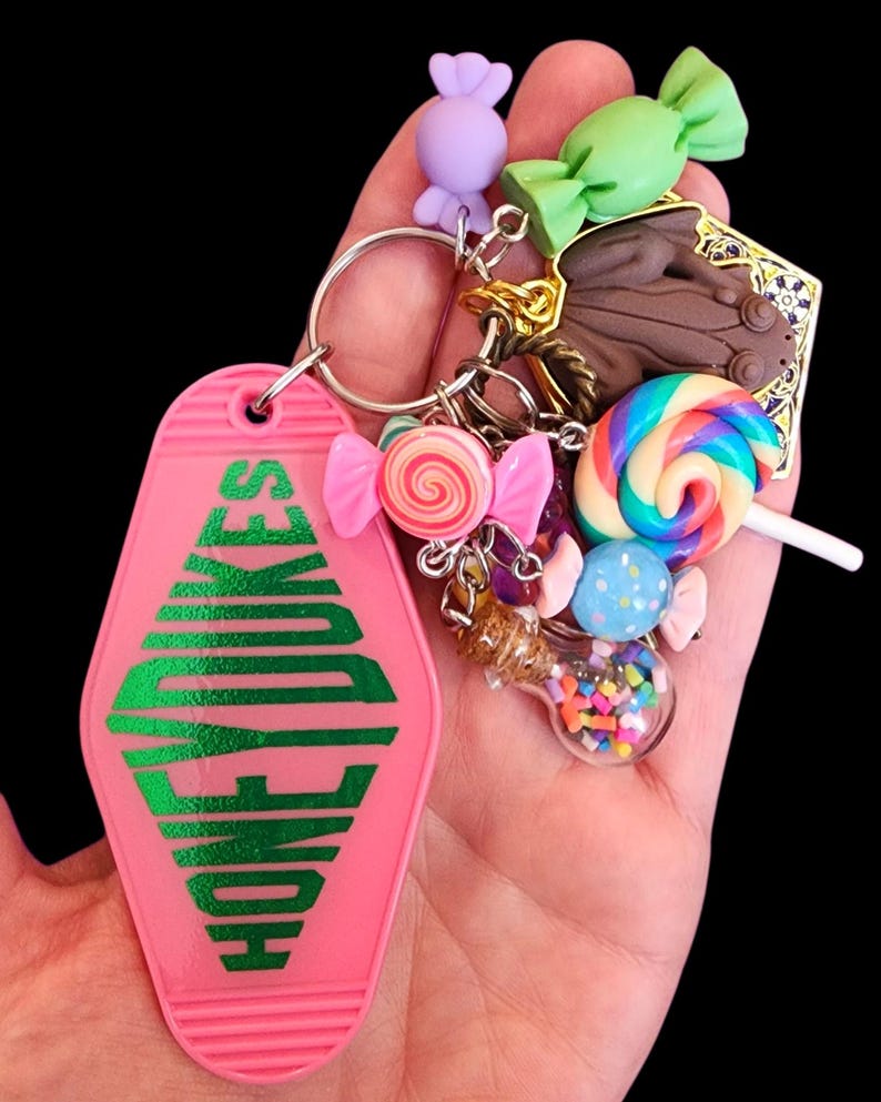 Honeydukes vintage hotel style keychain. *See item description image 2