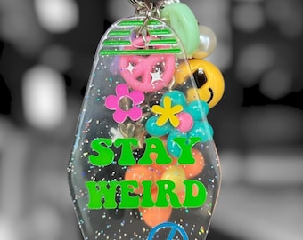 Good vibes/Stay weird hippie keychain