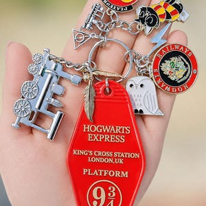 Honeydukes vintage hotel style keychain. *See item description Hogwarts Express