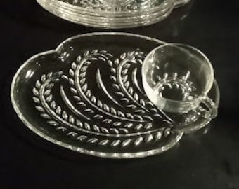 1950s Tea Party Snack Trays w/ Cups Homestead Wheat Pattern Set of 4