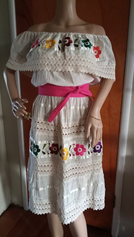 Authentic Handmade Embroidered Mexican Peasant Fe… - image 1