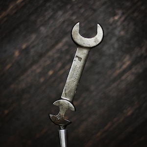 Beer Tap Handle: Vintage Oxweld 3-way Wrench Lg