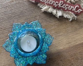 Candelabro de loto transparente con forma de océano / Listo para enviar ~ Candelabro de resina para velas de té / The Queens Resin Co.