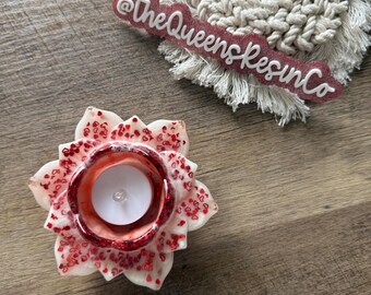 Candelabro de loto con flecha de Cupido / Listo para enviar ~ Candelabro de té de resina / The Queens Resin Co.