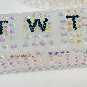 Bedazzled klar AB Strasssteine Bling Sieben Tage Wöchentlicher Pille/Medizin Reise-Behälter-Organisator