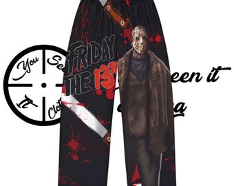 レディース スラッシャー テーマのハロウィン パジャマ パンツ: 象徴的なホラー スタイルと快適さで心地よく過ごしましょう。不気味な夜やくつろぎのひとときに最適です。