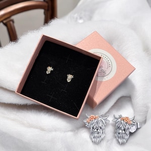 Boxed Sterling silver 925 Hallmarked highland cow head studs