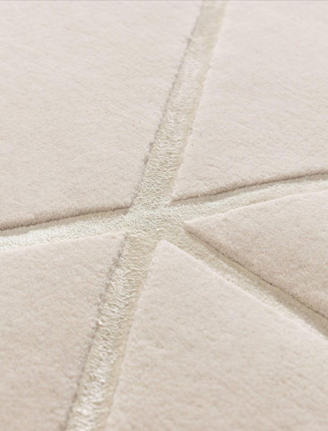 Art Deco Ivory Wool Rug: Hand-tufted Geometric Prism Design - Etsy