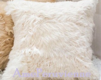 White Alpaca pillow, Alpaca fur , Baby Alpaca Fur Cushion Covers, pillow cover of one side in diferents sizes.